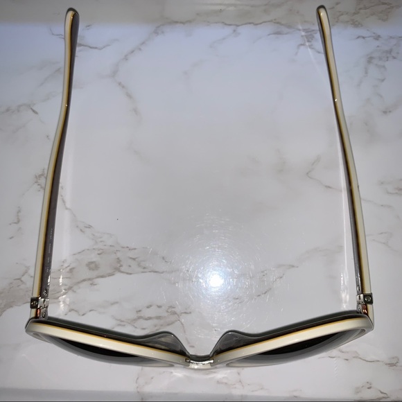 Fendi Aviator Style Sunglasses - Picture 13 of 16